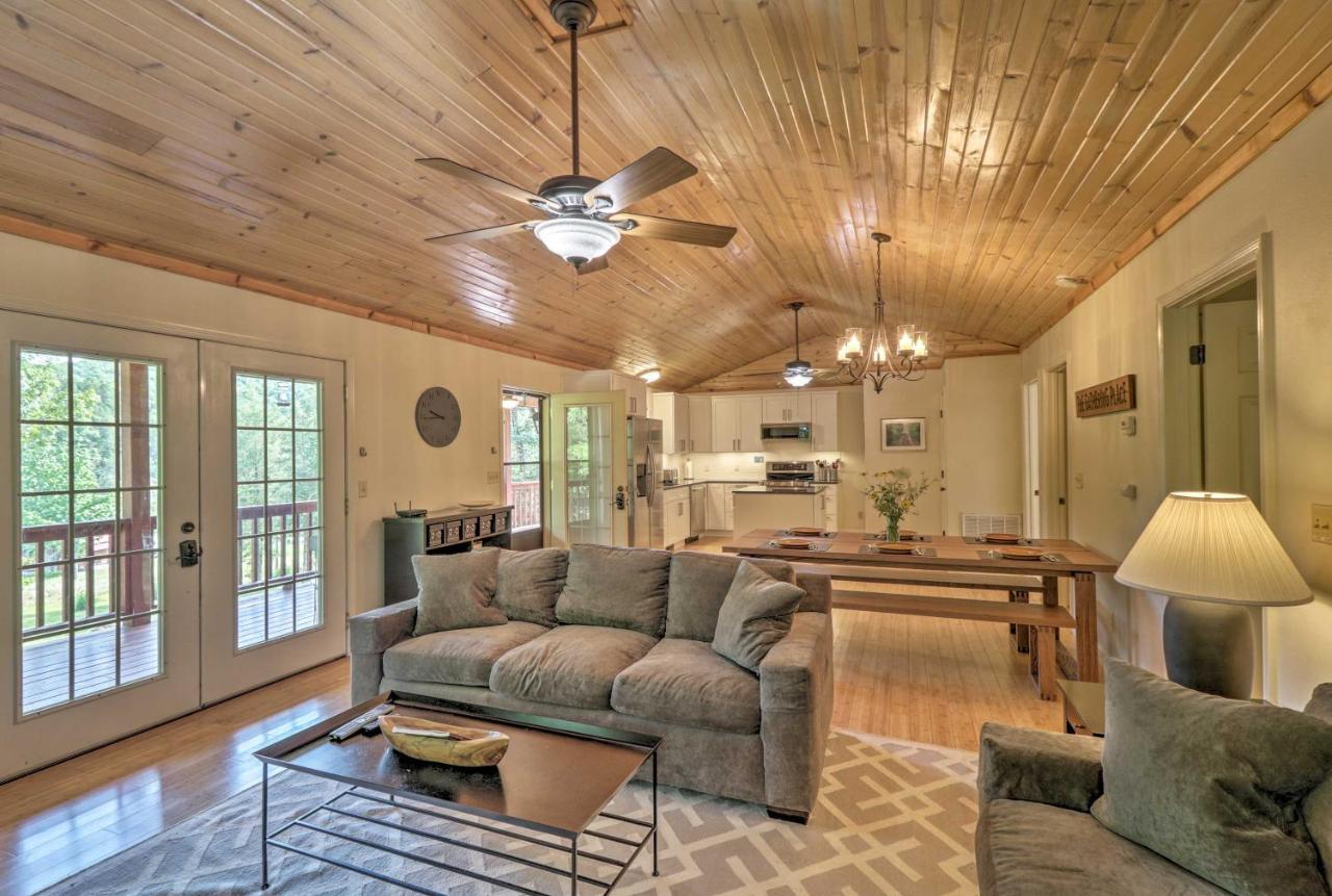 Creekside Hideaway With Fire Pit And Creek Access! Villa Mountain View Bagian luar foto