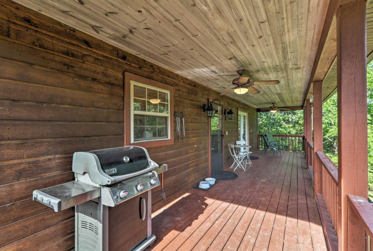 Creekside Hideaway With Fire Pit And Creek Access! Villa Mountain View Bagian luar foto